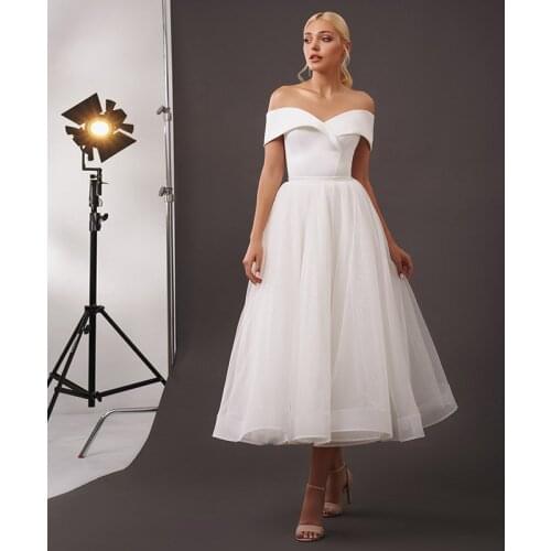 Elegant Tulle Tea Length Wedding Gowns 2021 Sexy Strapless Lace-up Off-the-shoulder A-line Bridal Dress