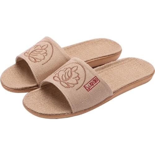 Home hemp slippers 2020 summer lovers antiskid shock absorption Japanese linen slippers mens embroidered open toe slippers