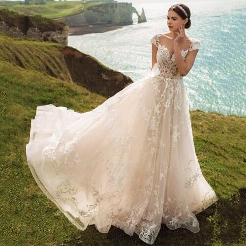 Boho Wedding Dresses Long Tulle with Lace Appliques Scoop Cap Sleeves Bohemian Beach Bridal Gown Simple Robe de Mariage Ivory