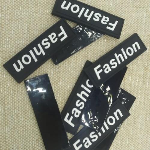 Free Shipping Stock Fashion Rubber Labels For Clothing 3D Pvc Tags With Fashion Text For Clothes Fashion Logo Label For Hats Tag