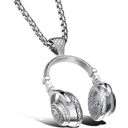 Personality Mens Necklaces Fashion Music Headset Earphone Pendant Stainless Steel Necklace Street Hip Hop Punk Jewelry