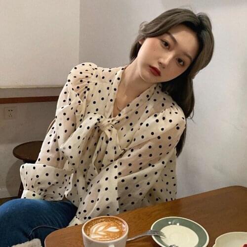 Niche Shirt Female New Style 2021 Spring Korean Sweet Retro Trend Apricot Bow Lacing Polka Dots Pattern Blouse