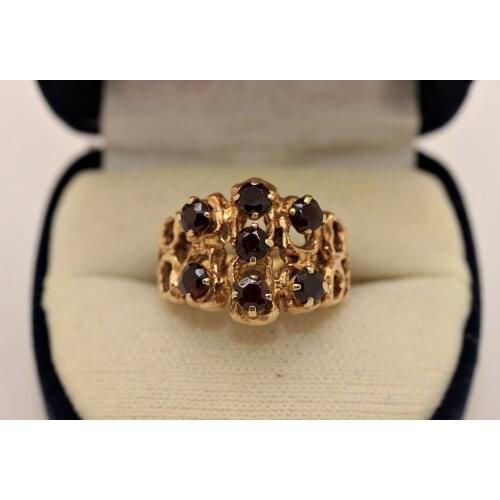 ANTIQUE ORIGINAL 9K GOLD VICTORIAN GRANAT STONE DECORATED PRETTY RING
