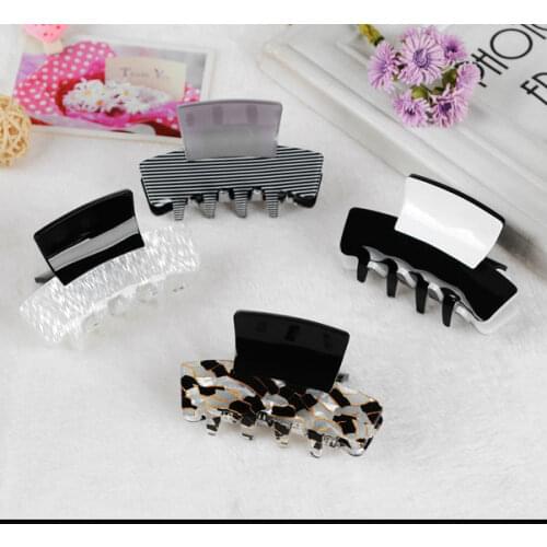 7CM Medium Size leopard-print Hair Accessories Fashion Acrylic Hair Ornament Women Hair Claw Clip