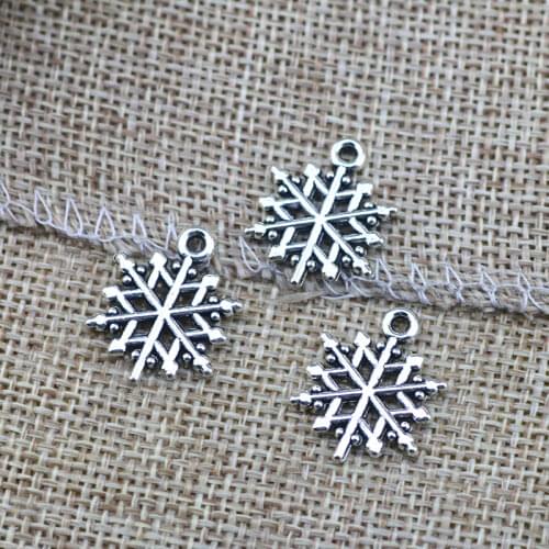 High quality 20 PCS/Lot 19.5mm*17.3mm alloy silver plated handmade beautiful snow snowflake christmas charm diy jewelry charms