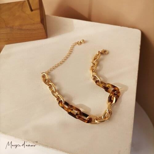 Vintage Tortoiseshell Color Resin and Gold Plating Alloy Retro Leopard Finish Trendy Bracelet Luxury Women Gift