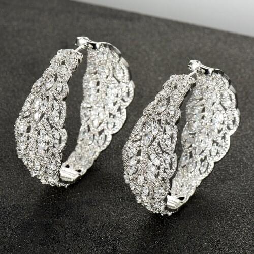 HIBRIDE Elegant Leaf Design Micro CZ Dubai Bridal Hoop Earring For Women Jewelry Accessories brincos feminino Wholesale E-958