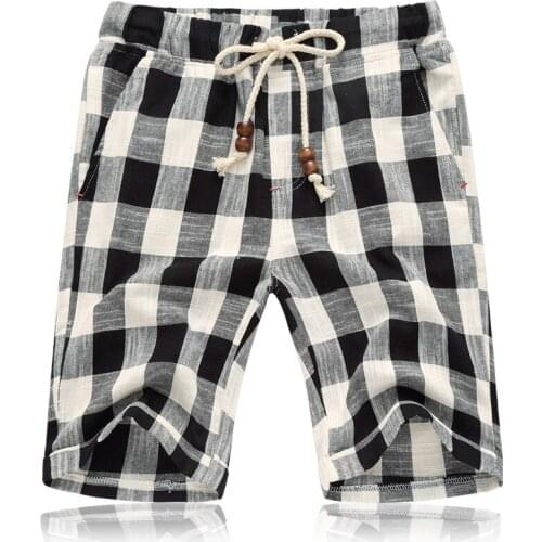 Summer New Cotton Linen Casual Shorts Men Grid Hot Mens Bermudas Shorts Comfortable Male Beach Shorts