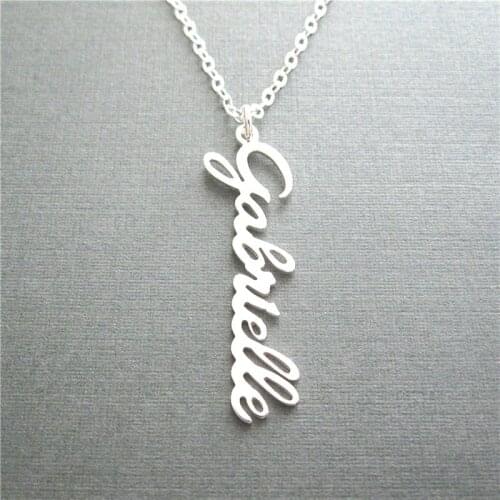 2019 Personality Name Necklace Vertical Name Customized Woman Pendant Stainless Steel Man Pendant Gift to Best Friend Birthday G