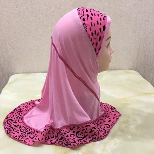 H083 beautiful small girl hijab with lepoard print cute hijab hats womens caps islamic clothing can fit 2-7 years old girls