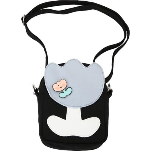 Cute flower student one-shoulder canvas small bag Japanese funny messenger bag