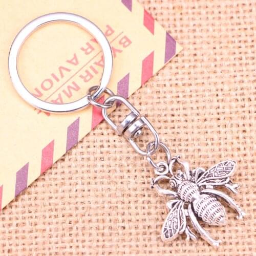 20pcs New Fashion Keychain 26x25mm bee bug Pendants DIY Men Jewelry Car Key Chain Ring Holder Souvenir For Gift
