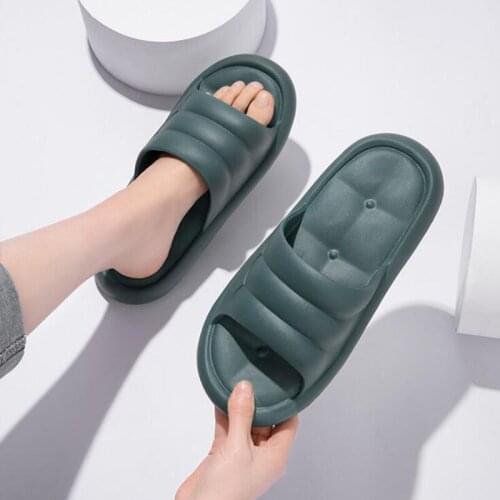 2021 Summer Women Slippers Home Floor Soft Non-Slip Bathroom Flip Flops Outdoor Beach Wear-Resistant Lightweight Ladies Sandals