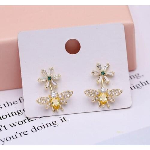 2020 Cute New Flower Bee Asymmetric Earrings Zircon Earrings Wholesale Fashion Jewelry Punk Stud Earrings for Women Girls Gift