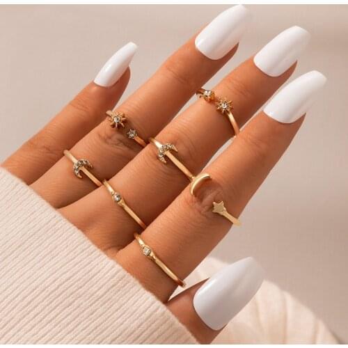 Tocona 7pcs/sets Bohemian Moon Star Joint Ring Sets for Women Gold Color Alloy Metal Clear Crystal Stone Partty Jewelry 17261