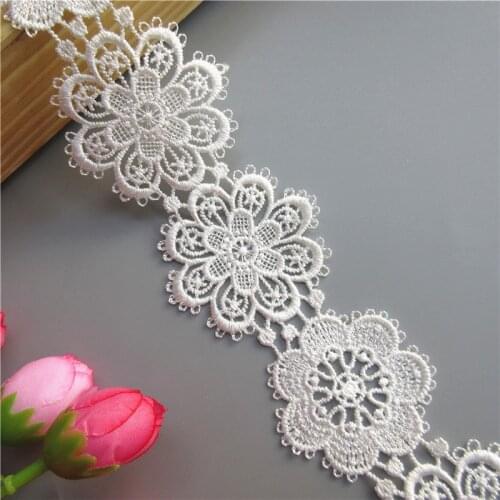 2 yards/Lot Soluble White Polyester Flower Embroidered Lace Trim Ribbon Applique DIY Manual Sewing Supplies Craft Decoration