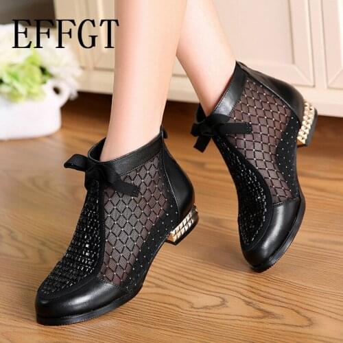 EFFGT Low-heeled Shoes