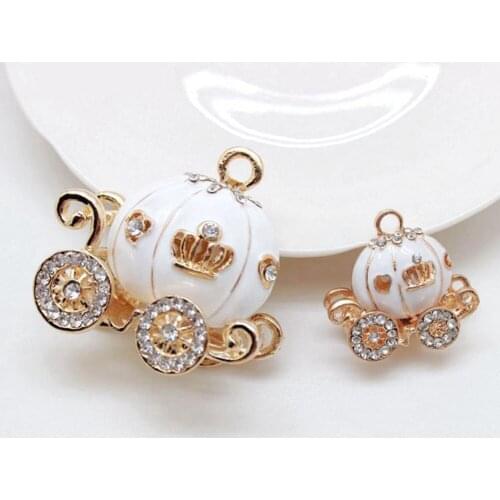 Car Interior Pumpkin Carriage Keyring Cinderella DIY Key Chain Alloy Styling Gift girls