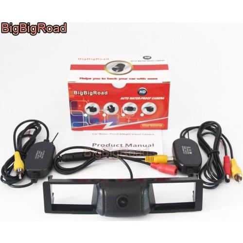 BigBigRoad CCD Car Front View Logo Camera For Porsche Macan 2018 2019 Waterproof Night Vision