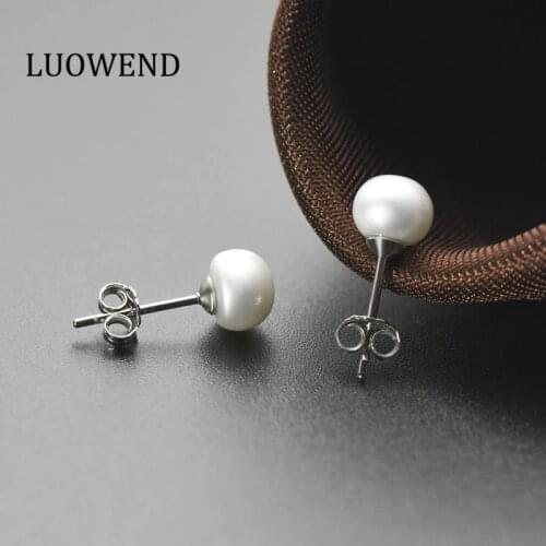 LUOWEND Stud Earrings