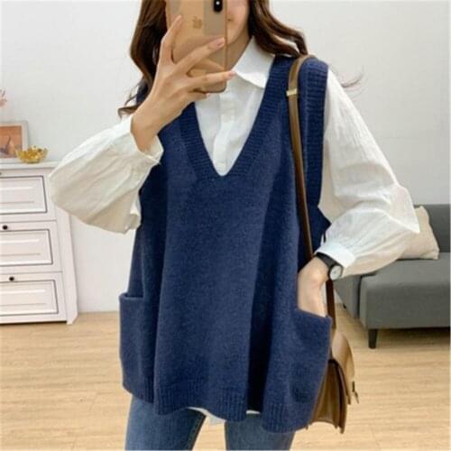 2021 Sweater Vest Women V-neck Knitted Solid Simple All-match Loose Leisure Trendy Pocket Classic Jumper Plus Size 4XL Womens