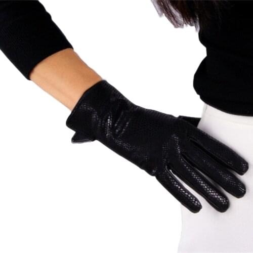 Real Leather Snake pattern Gloves Female Pure Sheepskin Black Snake Skin Texture Warm Lined Winter Women Leather Gloves ZP41