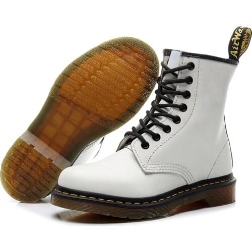 2021 Women Leather shoes High Top Fashion Winter Warm Snow shoes Dr. Motorcycle men Boots black Couple Unisex boots