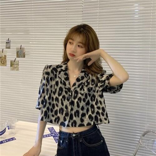JuneLove Women Summer Short Sleeve Leopard Blouse Shirts Vintage Animal Print Female Short Tops Casual Street Lady Loose Shirts