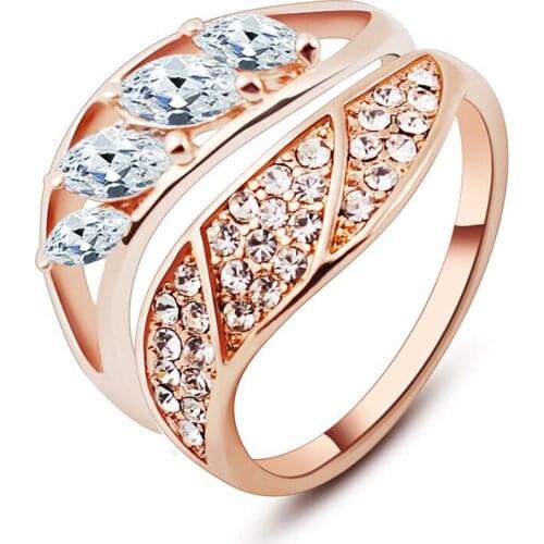 Ajojewel Golden Rings Set For Women AAA Cubic Zirconia Leaf Rings For Women Set For Wedding Party Ensemble De Bague