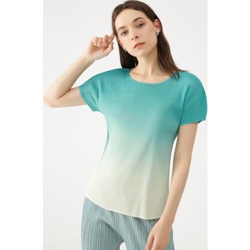 AMYGU Women's Short T-shirts