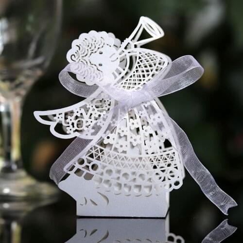 50pcs Laser Cut Hollow Carriage Favor Gifts Angel Girl Candy Boxes With Ribbon Birthday Baby Shower Wedding Party Favor Supplies