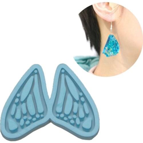 2Pcs Handmade Butterfly Pendant Earrings Keychain Silicone Mold with Hole Butterfly Wing Resin Casting Mold Craft Tools X4YA