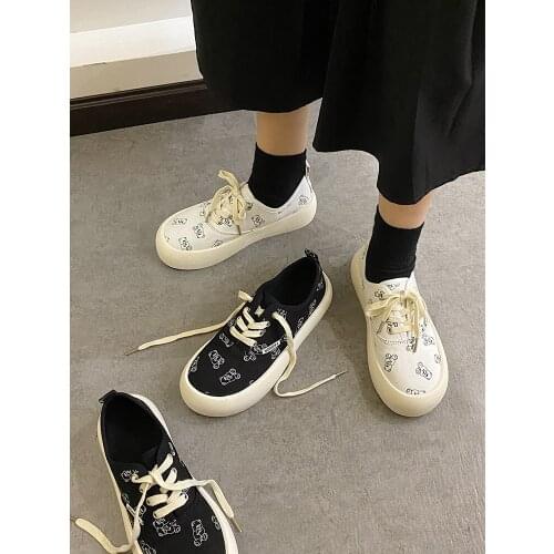 Big toe canvas shoes female 2021 spring and autumn new style Japanese fashion thick-soled cartoon casual shoes