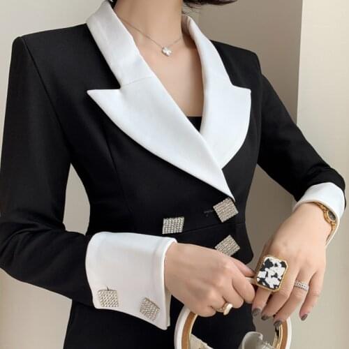 AOTHOVEN Women's Demi Jackets