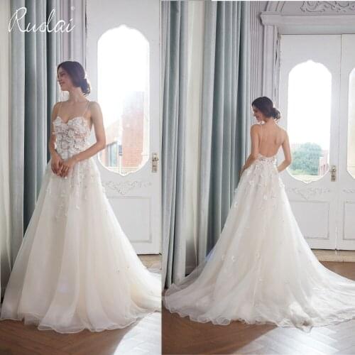 Boho Wedding Dress 2018 Long Appliques Spaghetti Straps Floral Beach Wedding Gown Tulle Bridal Dresses Open Back robe de mariage