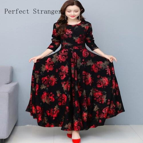 2021 Autumn New Arrival High Quality Retro Round Collar Long Sleeve Printed Fleece Thicken Collect Waist Women Long Dress