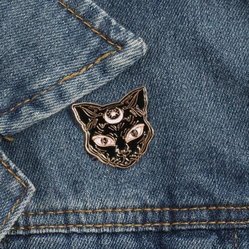 Creative Black Cat Head Brooches and Pins Dark Punk Animal Enamel Pin Men Jackets Backpack Lapel Badge Black Wicca Jewelry Gifts