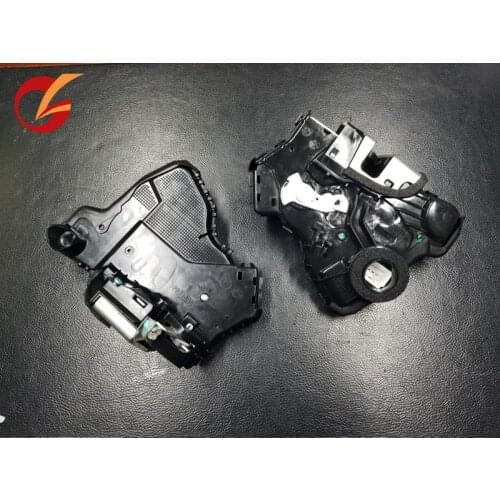 Use for toyota hiace commuter 2005-2013 model front door lock lacth