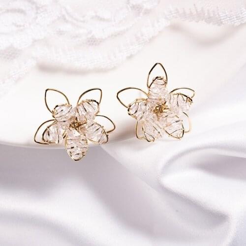 Three Dimensional Flower Earrings Shiny Crystal Beads Earrings for Women 2021 Party Appointment Jewelry Accessories Earrings