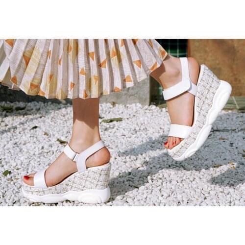 New Summer Girls White Nude Cow Leather Hook Loop 10 CM Wedge Sandals Woman Simple Open Toe Platform One Line Casual Shoes Lady