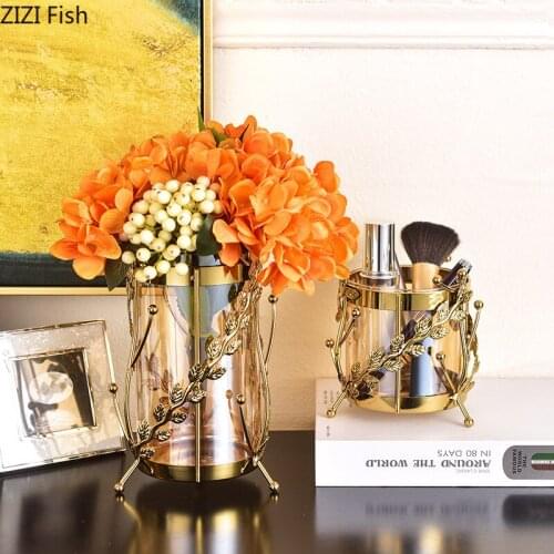 European Style Metal Winding Leaf Vase Flower Arrangement Container Countertop Glass Hydroponic Vase Gift Modern Home Decoration