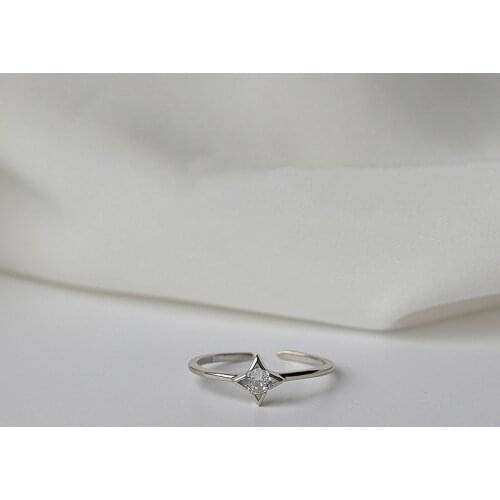 Fashion Womens S925 Silver Plated Platinum Zircon Four-pointed Star Thin Circle Personalized Open Rings R530