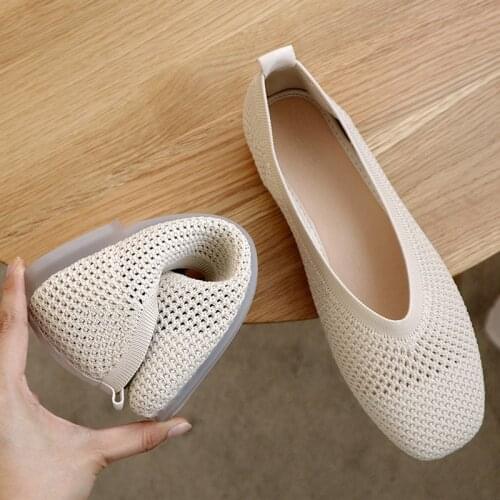 2021 Pointed Toe Knitted Fabric Hollow Out Slip-On Daily Loafers Mesh Ballet Flats Boat Shoes Women Breathable Walk Shoes Pumps