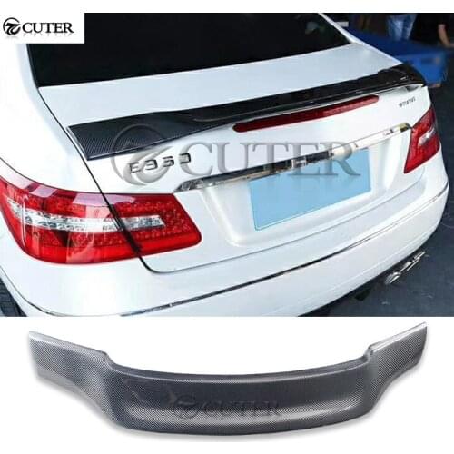 W207 R stlye Carbon fiber Rear Wings Trunk Lip Spoiler for Mercedes Benz W207 Coupe E350 E300 E200 E260 body kit 10-15