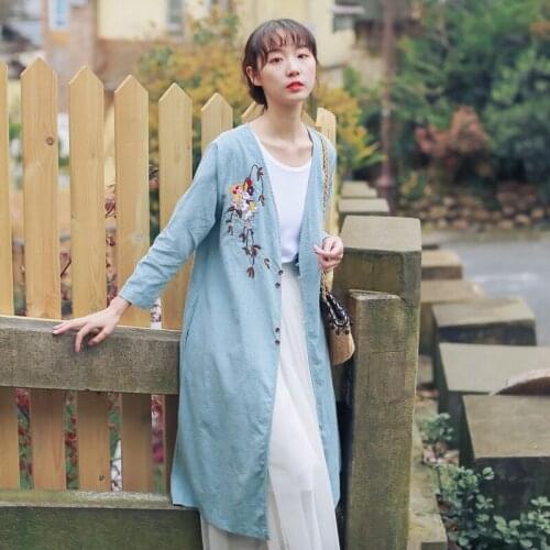 Traditional Chinese Shirt Women Clothes 2019 Autumn Long Sunscreen Shirt Embroidery Vintage Cardigan Ladies Chinese Tops TA1681