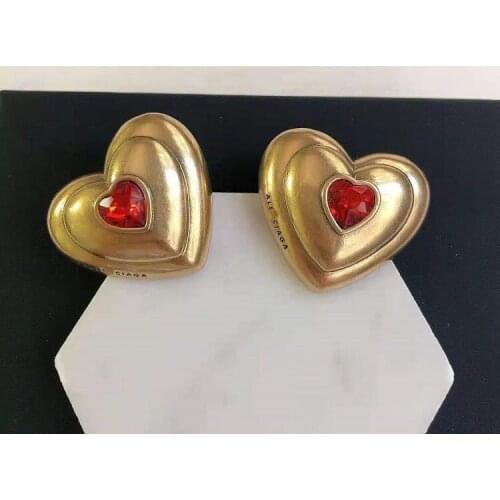 2021 Retro heart shaped red stone stud earrings in European and American fashion brass material earrings for women