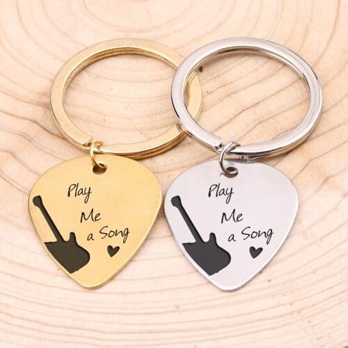 Play Me a Song Key Chain For Music Lover Guitar Pick Boyfriend Musician Birthday Souvenir Key Holder 3 Colors Choose Jewelry