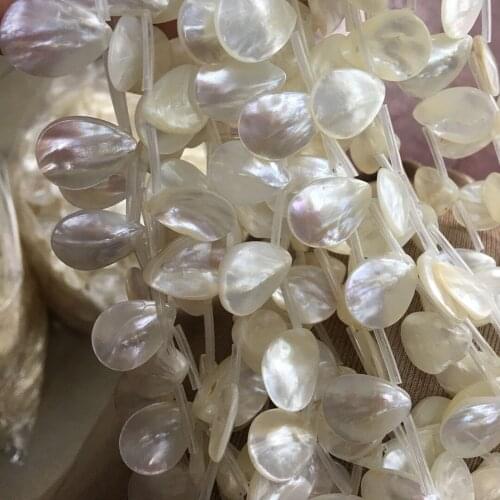 20beads Natural White Butterfly Shell Drip 15x20mm Flat Flower Loose Beads for Jewelry Making Necklace 15inch ICNWAY