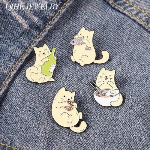 Meow Yellow Cat Kindergarten Enamel Pin Animal Eat Fish Dinner Wine Bottle Cat Cartoon Cute Badge Kids Hat Lapel Brooch Jewelry