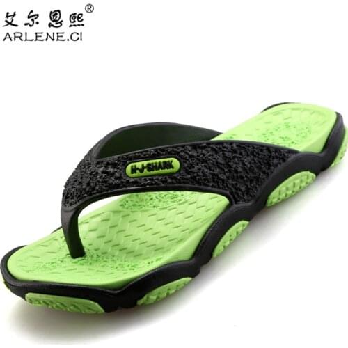 2020 Summer Mens Slippers Sandals Trend Men Lightweight Non-slip Flip Flops Outdoor Beach Shoes Open Toe Slide Sandals